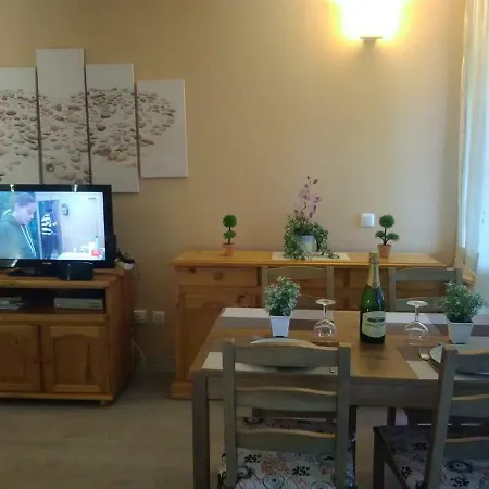 South Tenerife, Cozy شقة طوستا ديل سيلونثيو